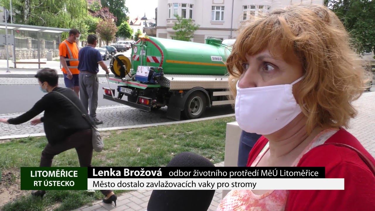 Litoměřice: Město dostalo zavlažovací vaky pro stromy