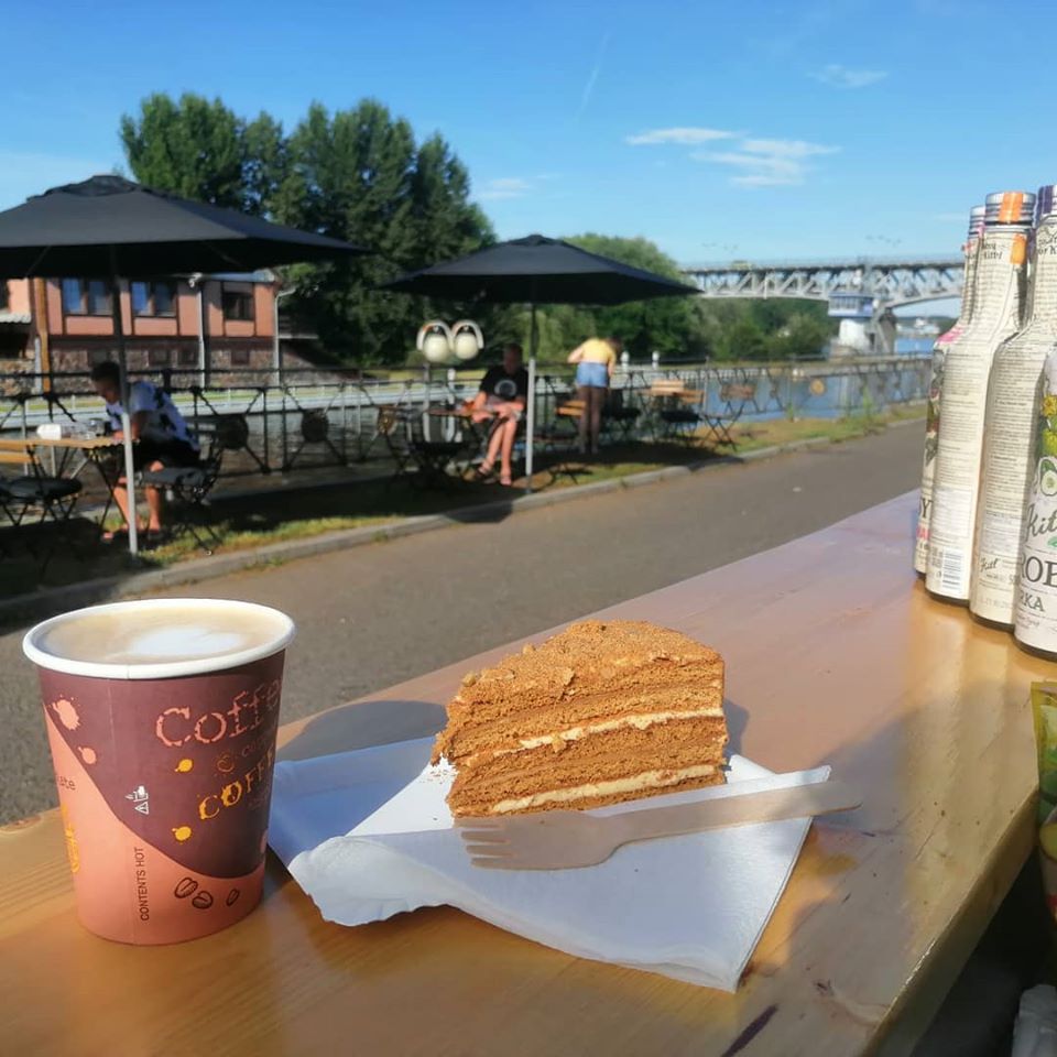 Přijďte k Labi a posnídejte se sousedy!