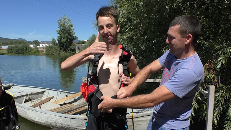 PÍŠŤANY: Klienti Chráněného bydlení CSP Litoměřice se potápěli na jezeře