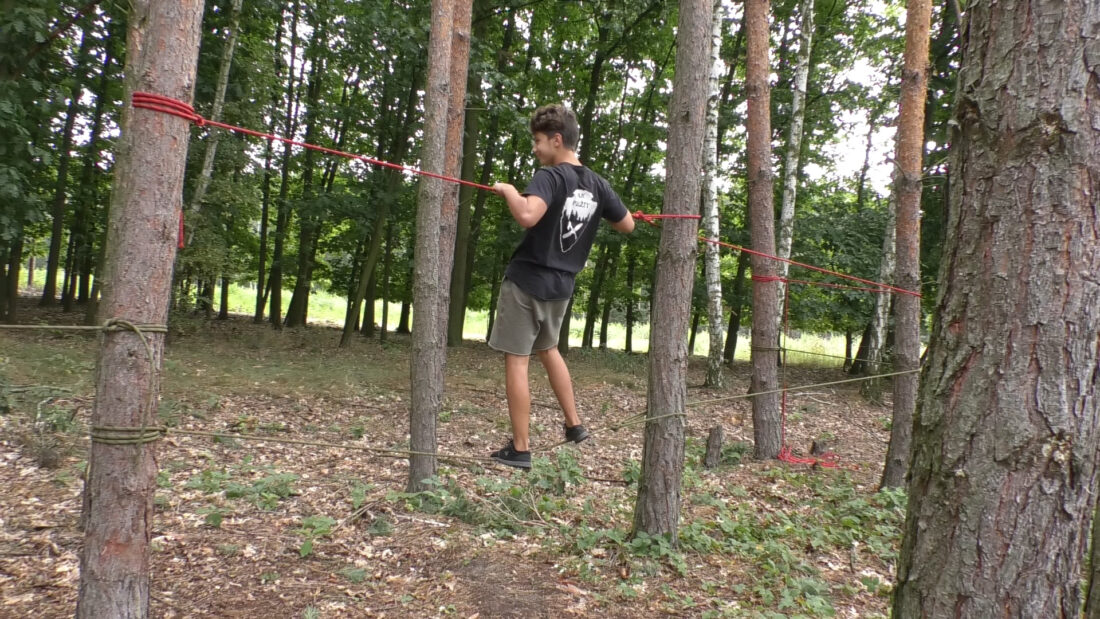 STRAČÍ: Tuláci se s prázdninami rozloučili trasou Lovce záhad