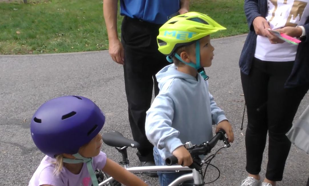 LITOMĚŘICE: Policisté odměňovali vzorné cyklisty