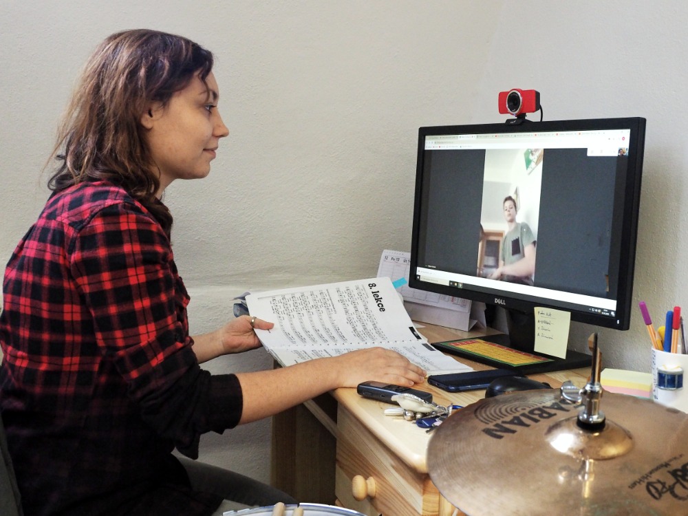 V ZUŠ ticho a prázdno tak úplně není…