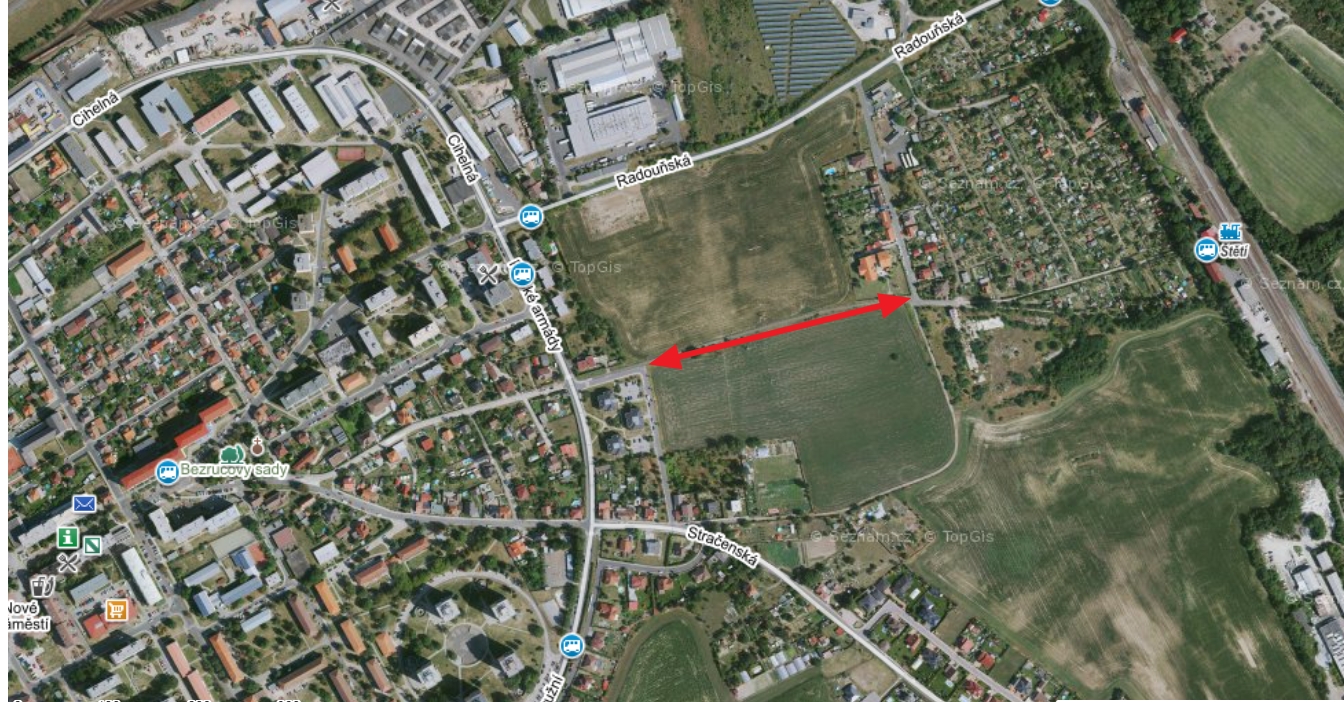 ŠTĚTÍ: ZAVÍRKA – CHODNÍK NA ŽEL. ST. ŠTĚTÍ