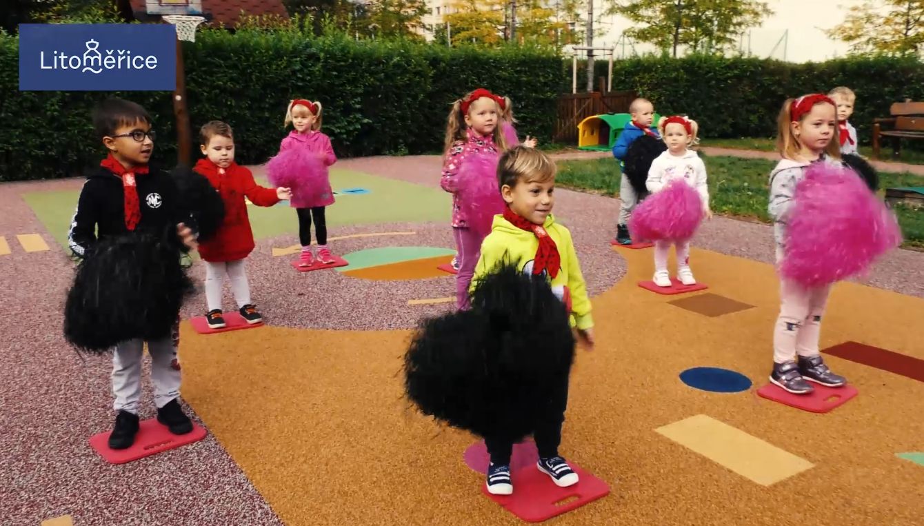 LITOMĚŘICE: Děti ze školky posílají pozdrav seniorům