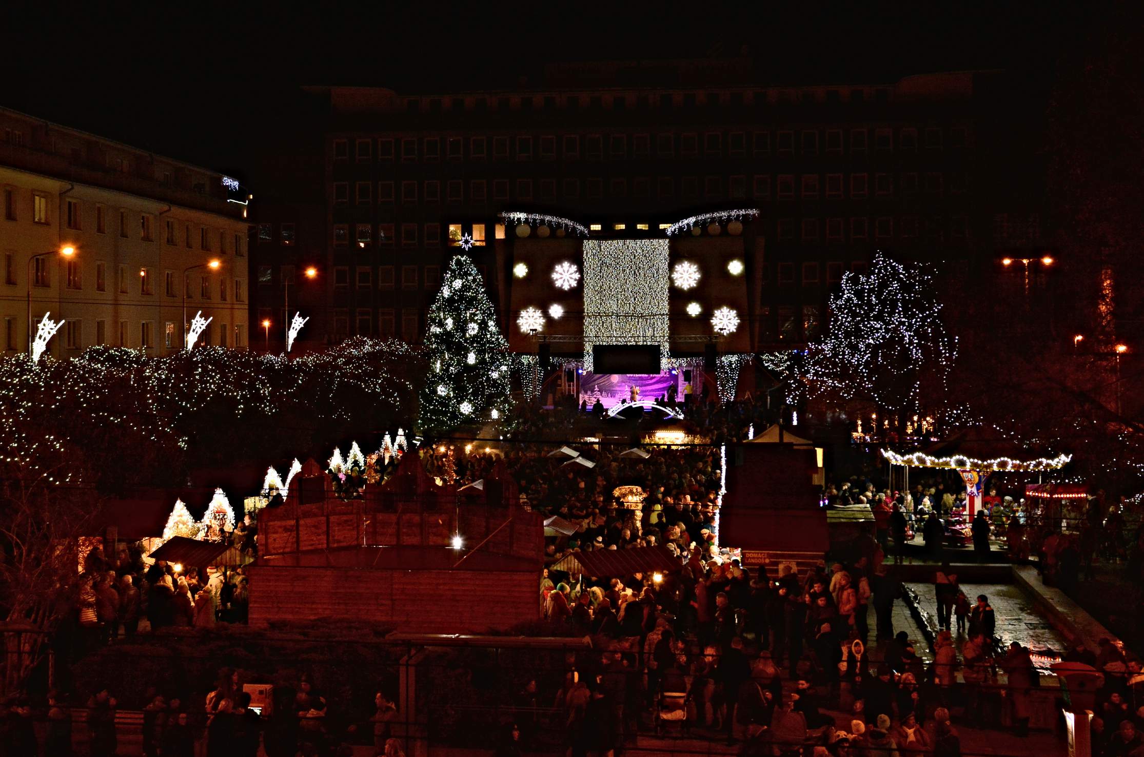 Ústecké Vánoce omezí vládní opatření, strom se rozsvítí v neděli 29. listopadu