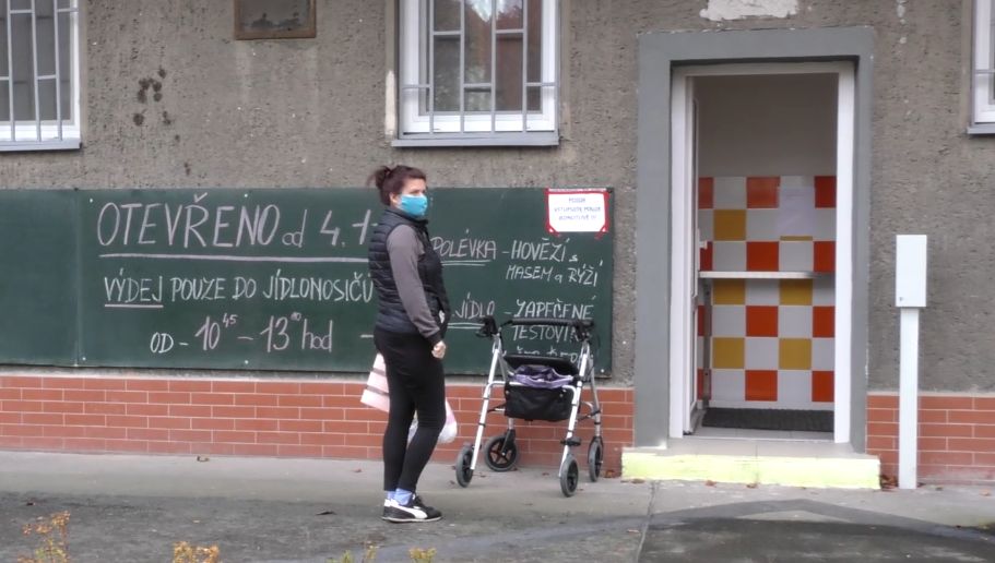 LOVOSICE: Centrální školní jídelna opět v provozu