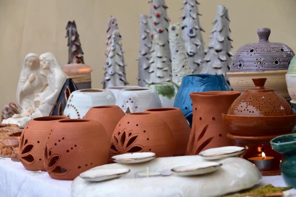 Dárek na poslední chvíli? Přijďte si vybrat do keramické dílny Dlouhánka!