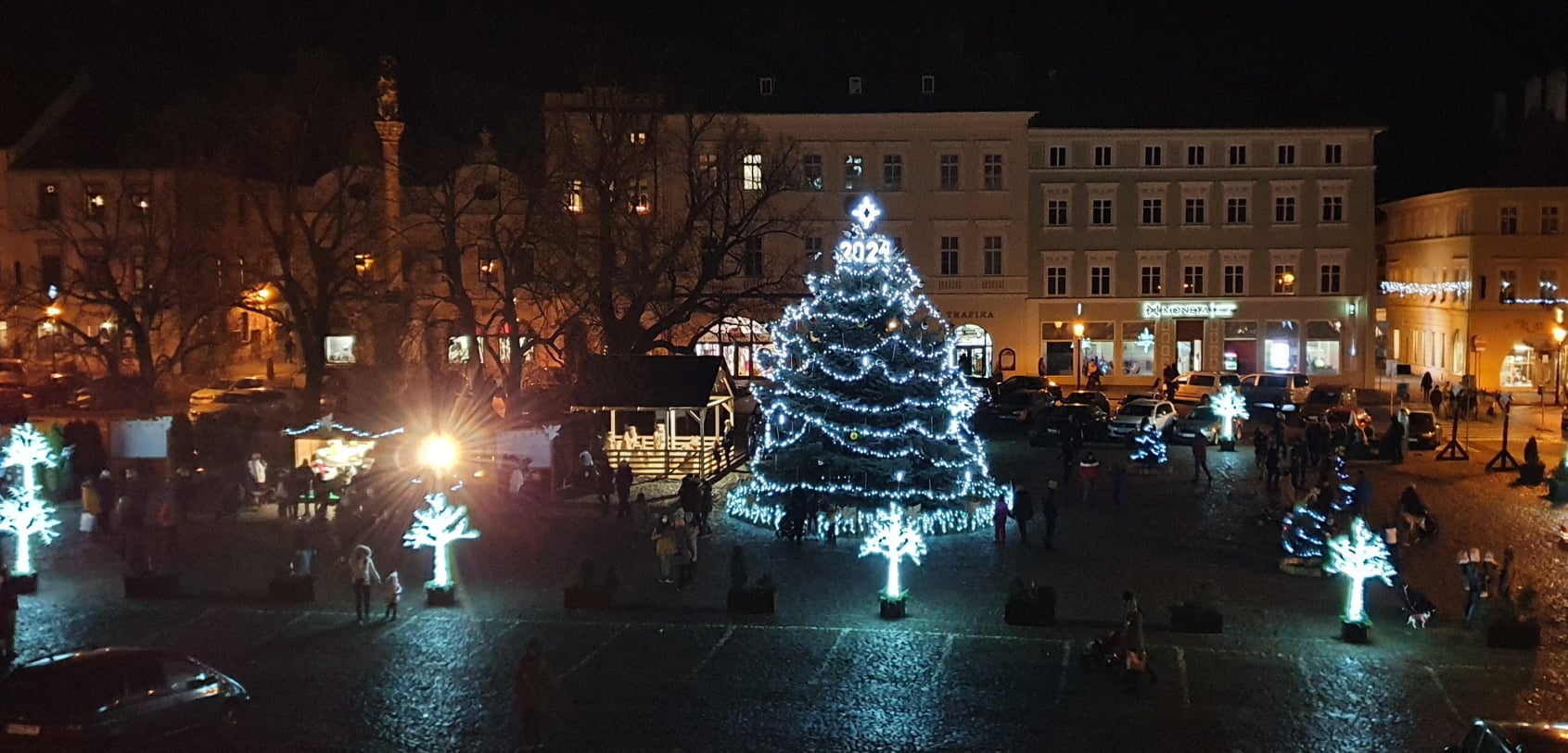 Vánoční výzdoba mizí z centra Litoměřic. Líbila se vám?