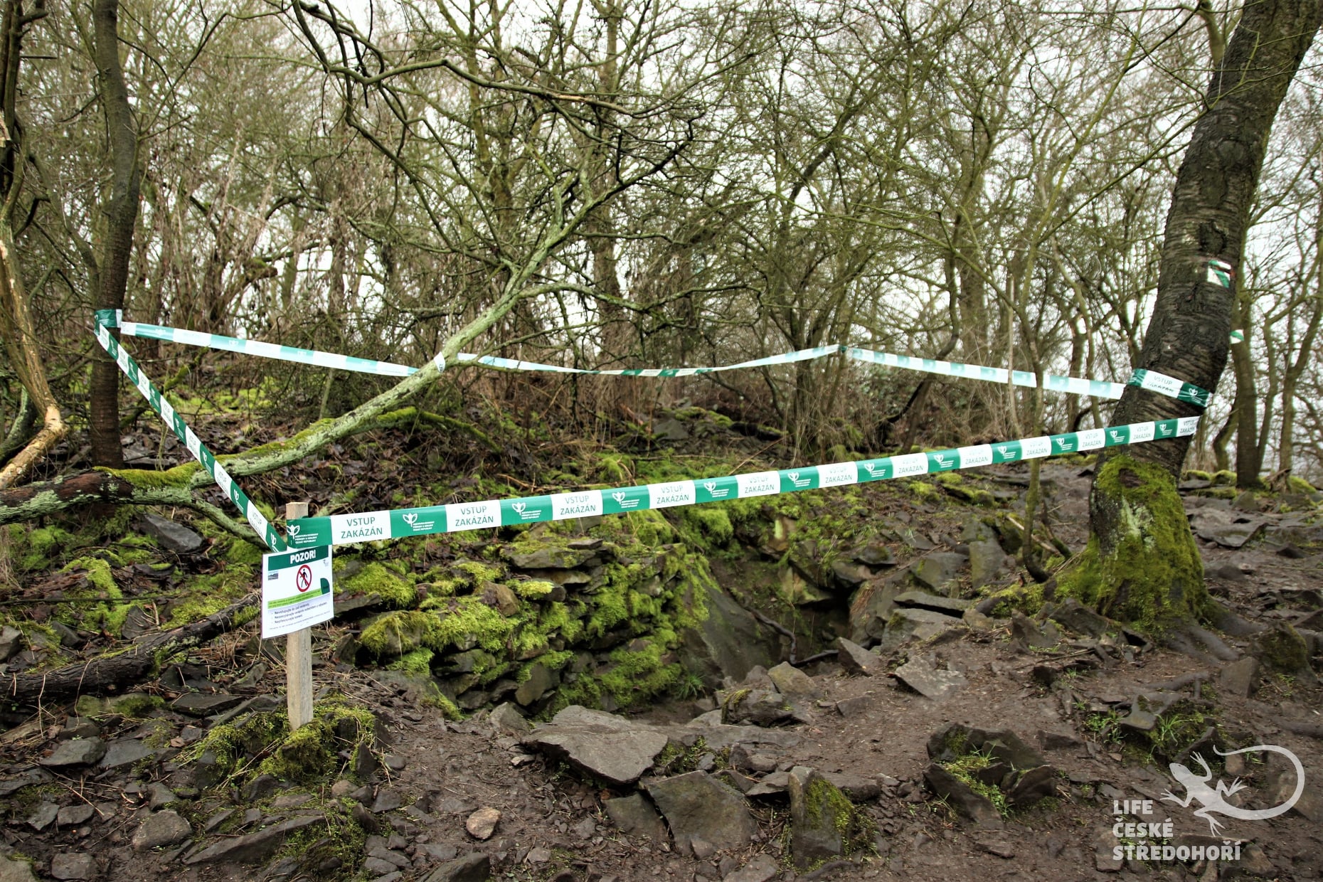 Na Boreč míří davy turistů, museli zasáhnout ochranáři přírody