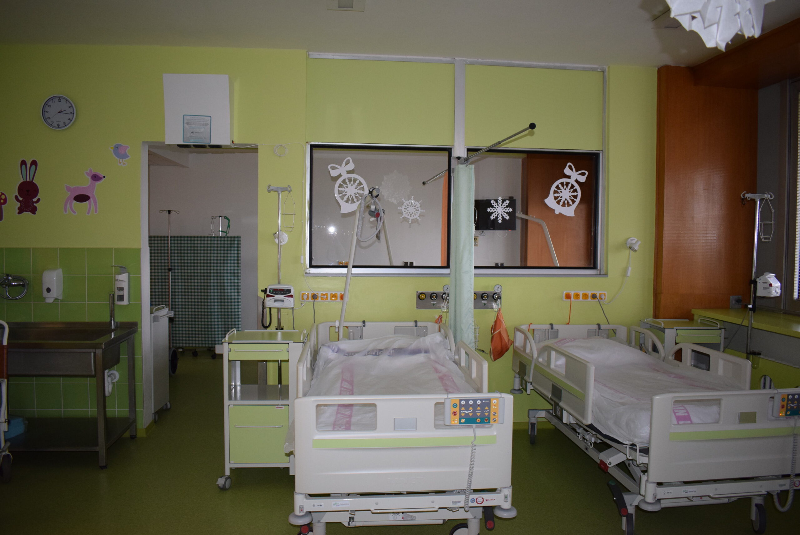 Díky sbírce Kapky naděje má litoměřická nemocnice čističky vzduchu