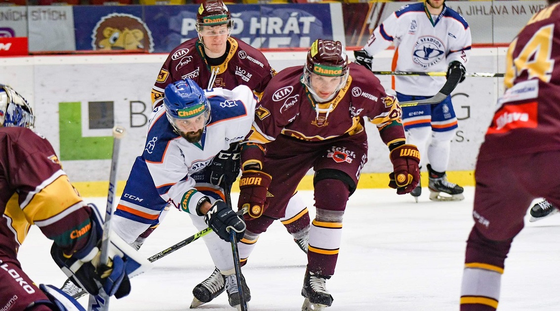 Infarktový zápas! Kališníci padli v prodloužení. Série se rozhodne v Jihlavě
