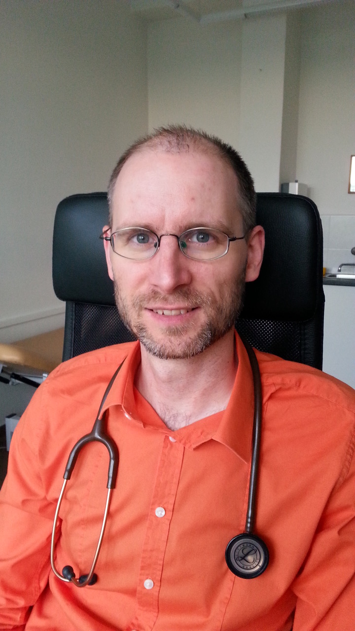 Virtuální sestra Emmy začíná očkovat seniory