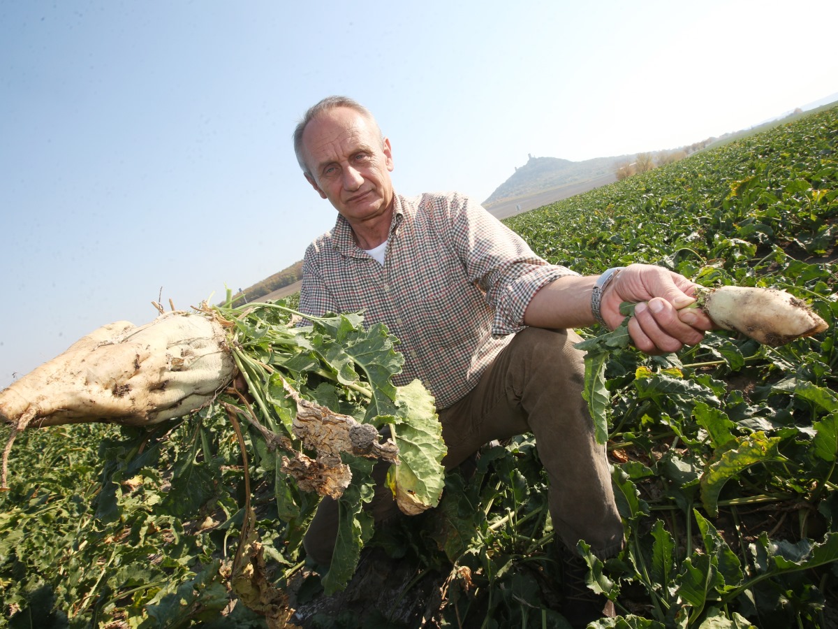 Zemědělec, který v době covidu pomáhal litoměřické nemocnici, je nominovaný na Osobnost roku. Podpořte ho hlasem!