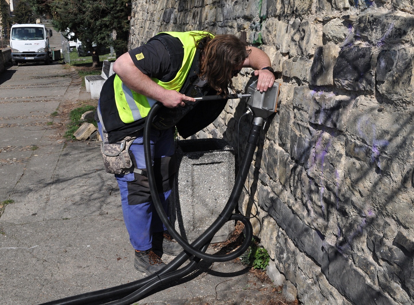 Graffiti z parkánů v Litoměřicích je odstraněno. Na jak dlouho?
