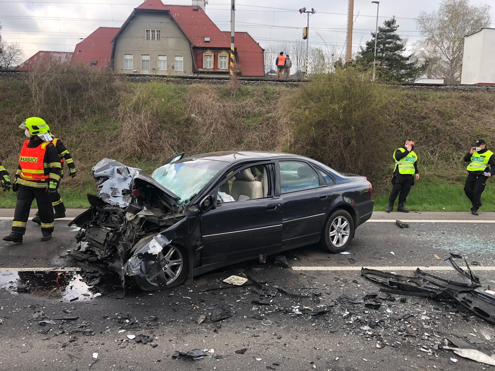 Policisté hledají svědky dopravní nehody u Prackovic, při které zemřel člověk