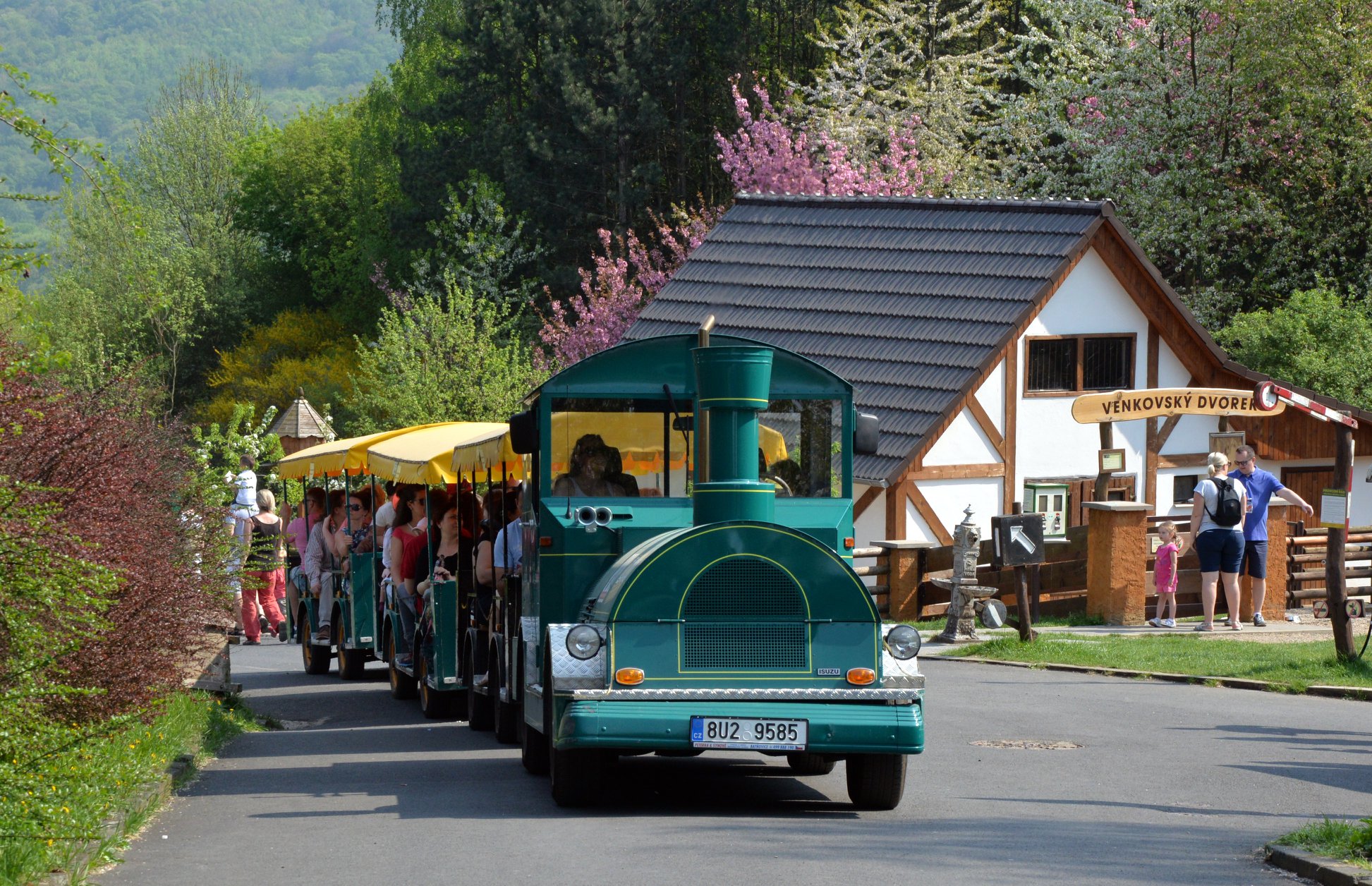 Rozvolnění se dotkla i ústecké ZOO. Začal jezdit vláček!
