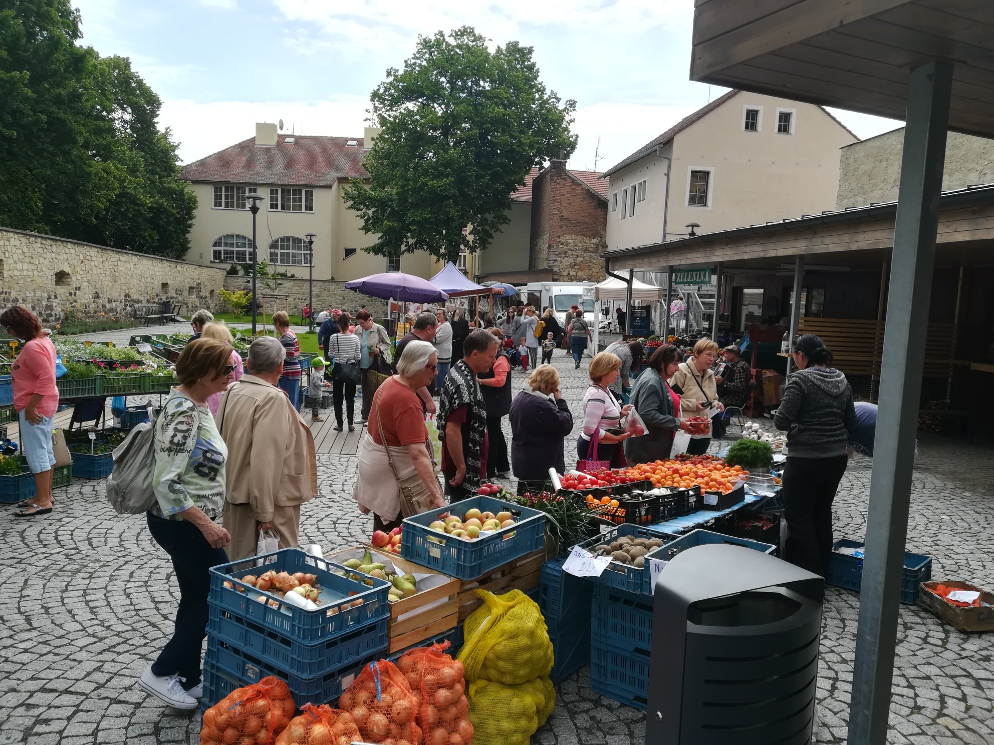 Po adventu přichází Léto na tržnici