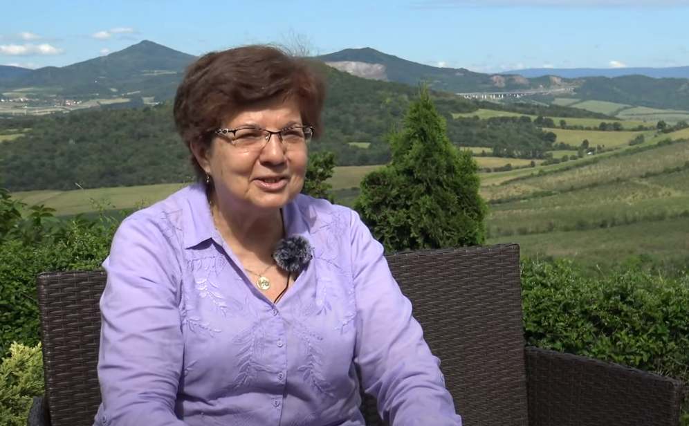 PODCAST: Na Knoblošce s novinářkou a spisovatelkou Marií Formáčkovou