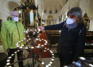 FOTOGALERIE – Noc kostelů v Úštěku a v katedrále