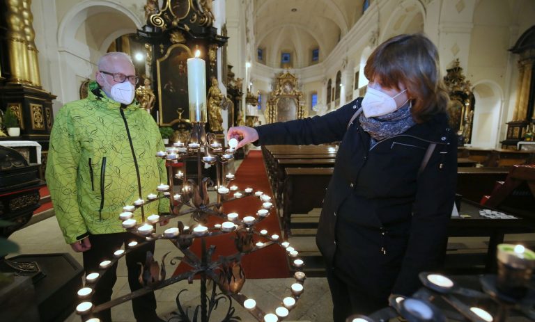 FOTOGALERIE – Noc kostelů v Úštěku a v katedrále