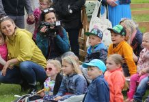 FOTOGALERIE – Májový jarmark objektivem Karla Pecha