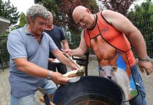 FOTOREPORTÁŽ: Vaření benefičního guláše v Krušovické pivnici
