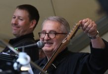 FOTOGALERIE – Léto na tržnici Áda Škarda, Od plotny skok