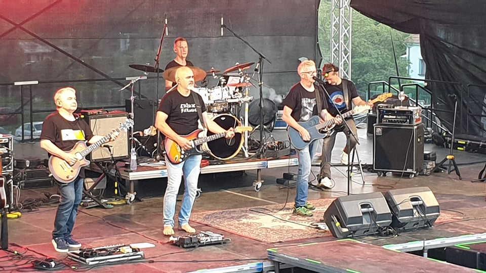 Třebívlické vinařství dnes ovládli Mňága a Žďorp.