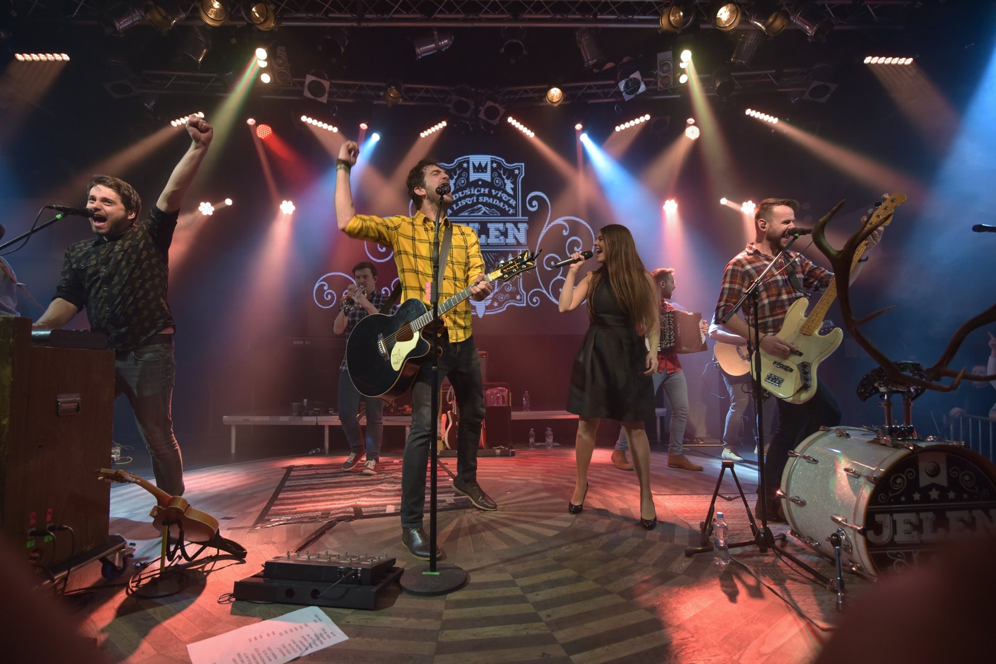 V Třebívlicích bude hrát a zpívat kapela JELEN