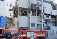 9:50 Aktualizováno: Požár výrobní haly v Lovosicích