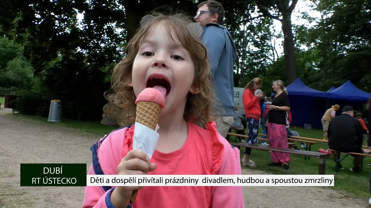 DUBÍ: Děti a dospělí přivítali prázdniny divadlem, hudbou a spoustou zmrzliny