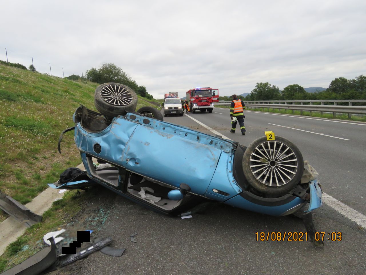 Policie hledá svědky nehody na D8