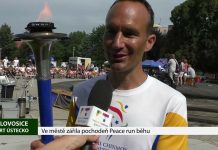LOVOSICE: Ve městě zářila pochodeň Peace run běhu