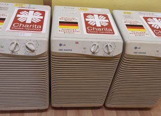 Diecézní charita Litoměřice zapůjčí Německu 200 vysoušečů