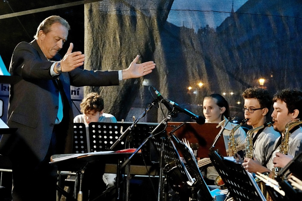 ZUŠ hlásí méně žáků, dodatečné zápisy a také chystá oslavy