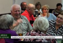 KŘEŠICE: Tradiční Setkání seniorů letos netradičně pod střechou