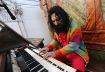 FOTOREPORTÁŽ: Dirigent Varhan Orchestrovič Bauer zahrál v Doksanech