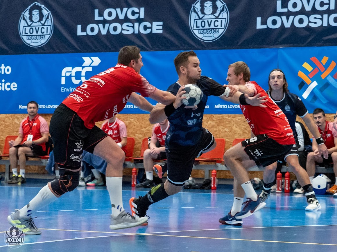 Lovci si v domácím souboji s Ronalem Jičín zastříleli