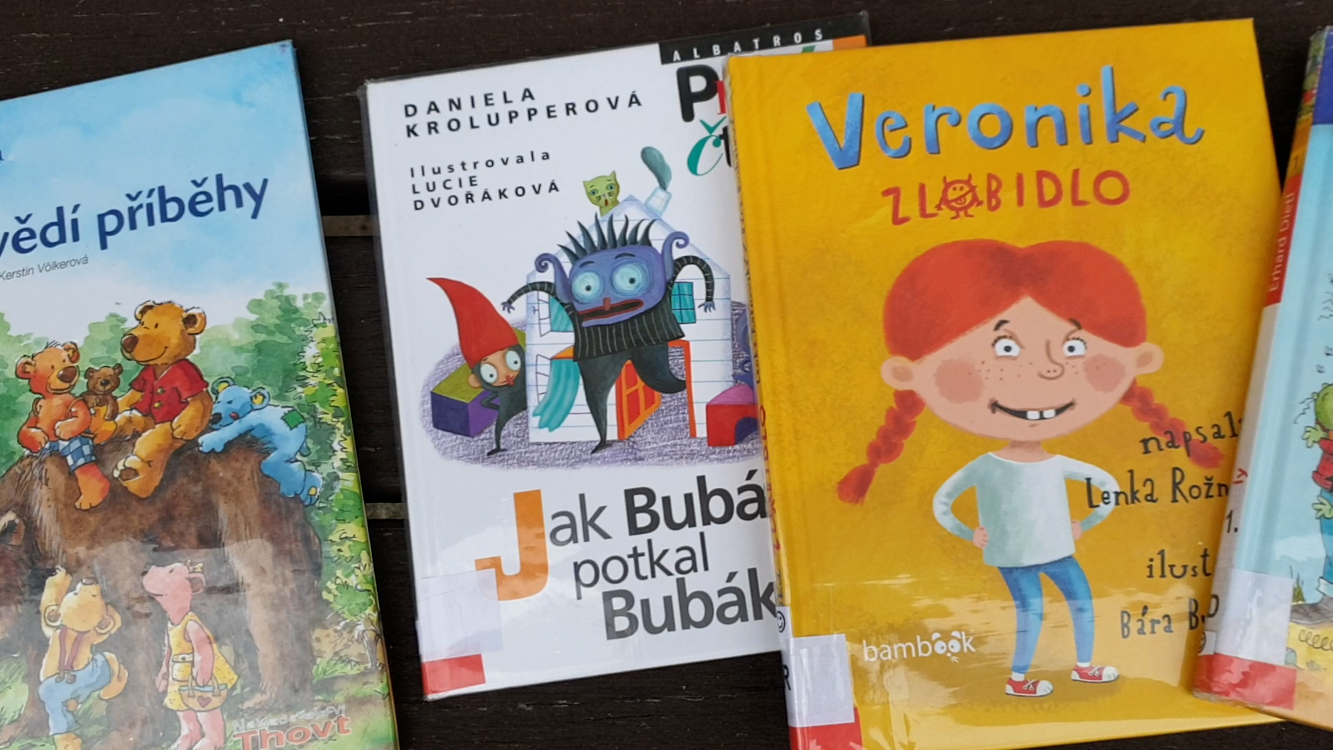 Listopadové dopoledne s pohádkou v rámci projektu „S knížkou do života“