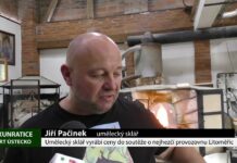 KUNRATICE: Umělecký sklář vyrábí ceny do soutěže o nejhezčí provozovnu Litoměřic