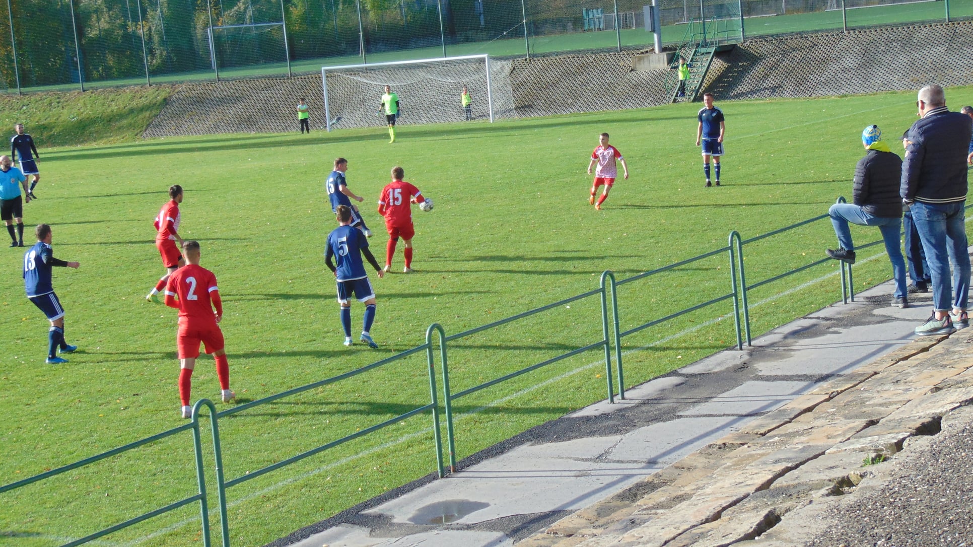 Ani předposlední říjnový víkend nebyl bez dvouciferných fotbalových výsledků