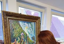 FOTOREPORTÁŽ: V Třebenicích začala výstava obrazů