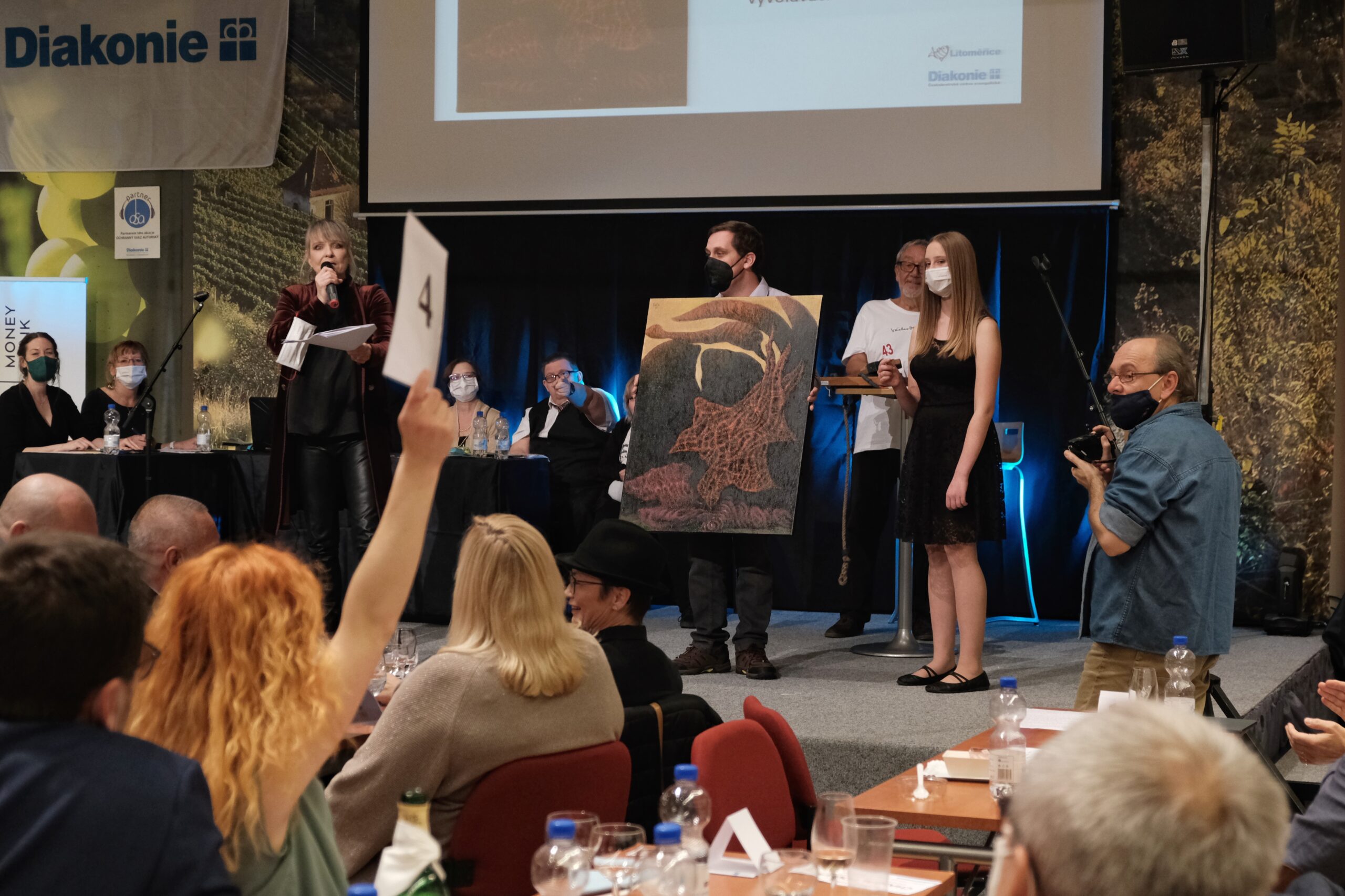 Benefiční aukce ve prospěch Diakonie Litoměřice přinesla 1.114 000 Kč