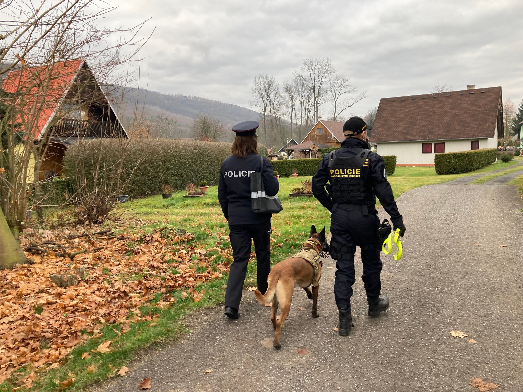 Policisté kontrolují chatové oblasti na Litoměřicku