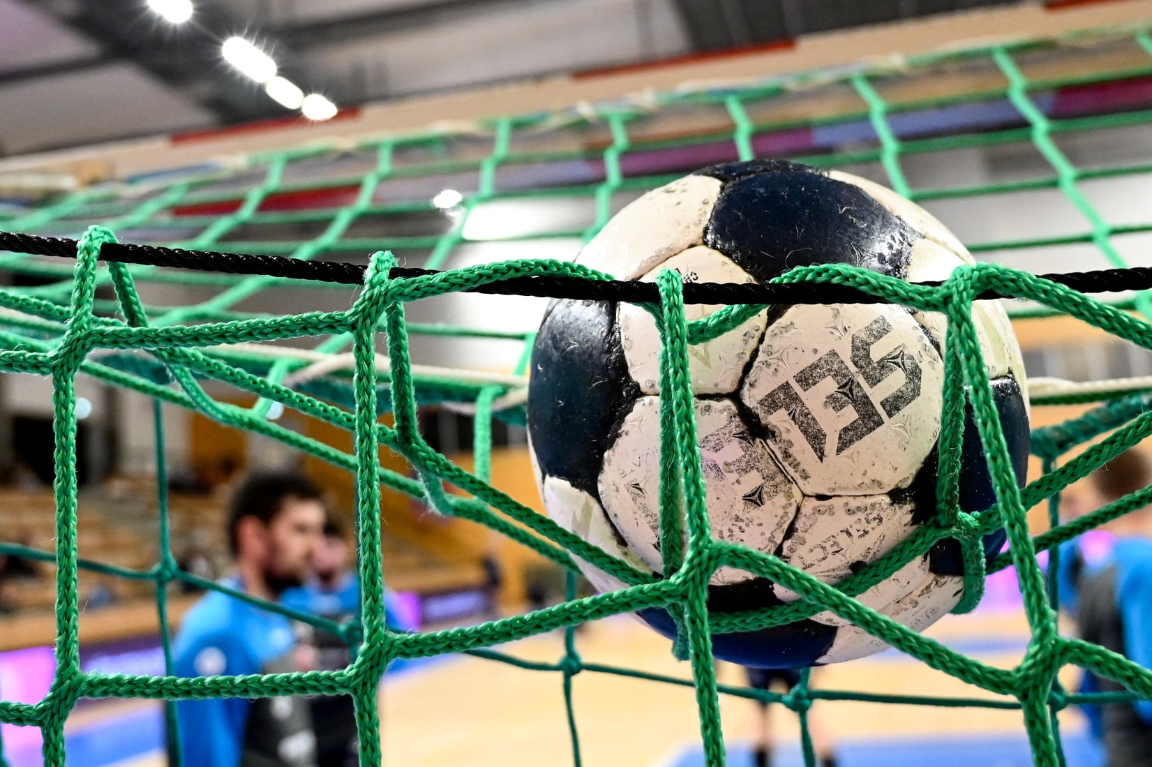 Lovci se loučí se starým rokem porážkou o deset branek v Plzni