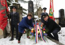 Třebeničtí hasiči si připomněli zachránce českých Třebenic