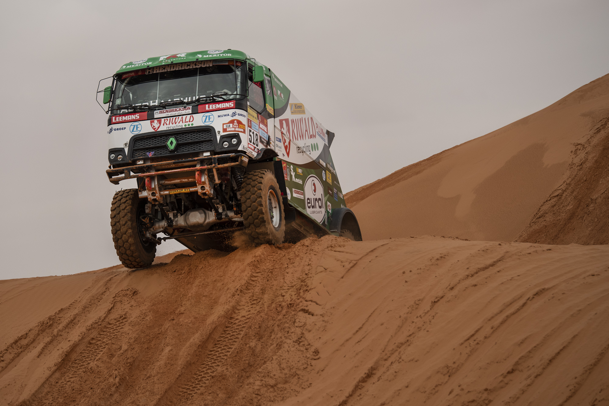 DAKAR – Déšť zkrátil třetí rychlou etapu