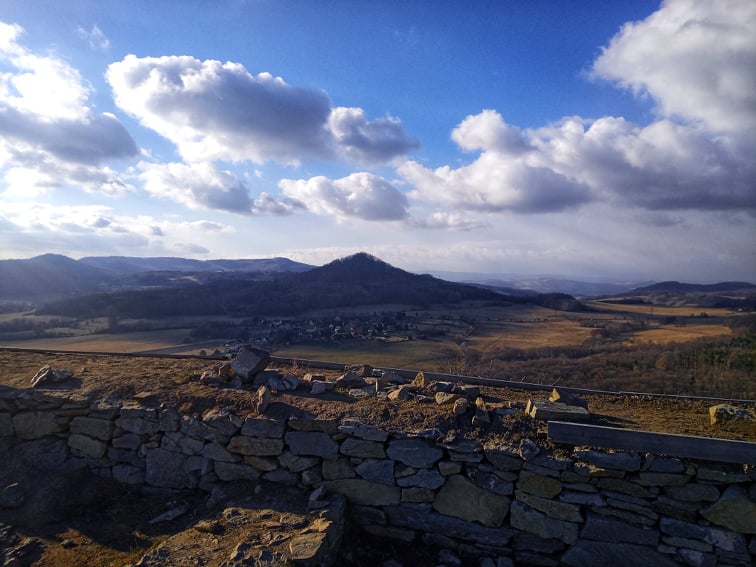 Destinační agentura České středohoří zve o prázdninách třeba na Kalich