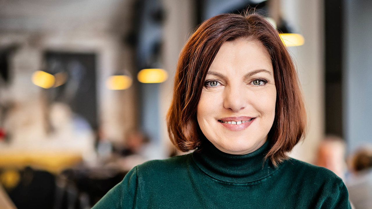 Do Lovosic přijede na besedu spisovatelka Alena Mornštajnová