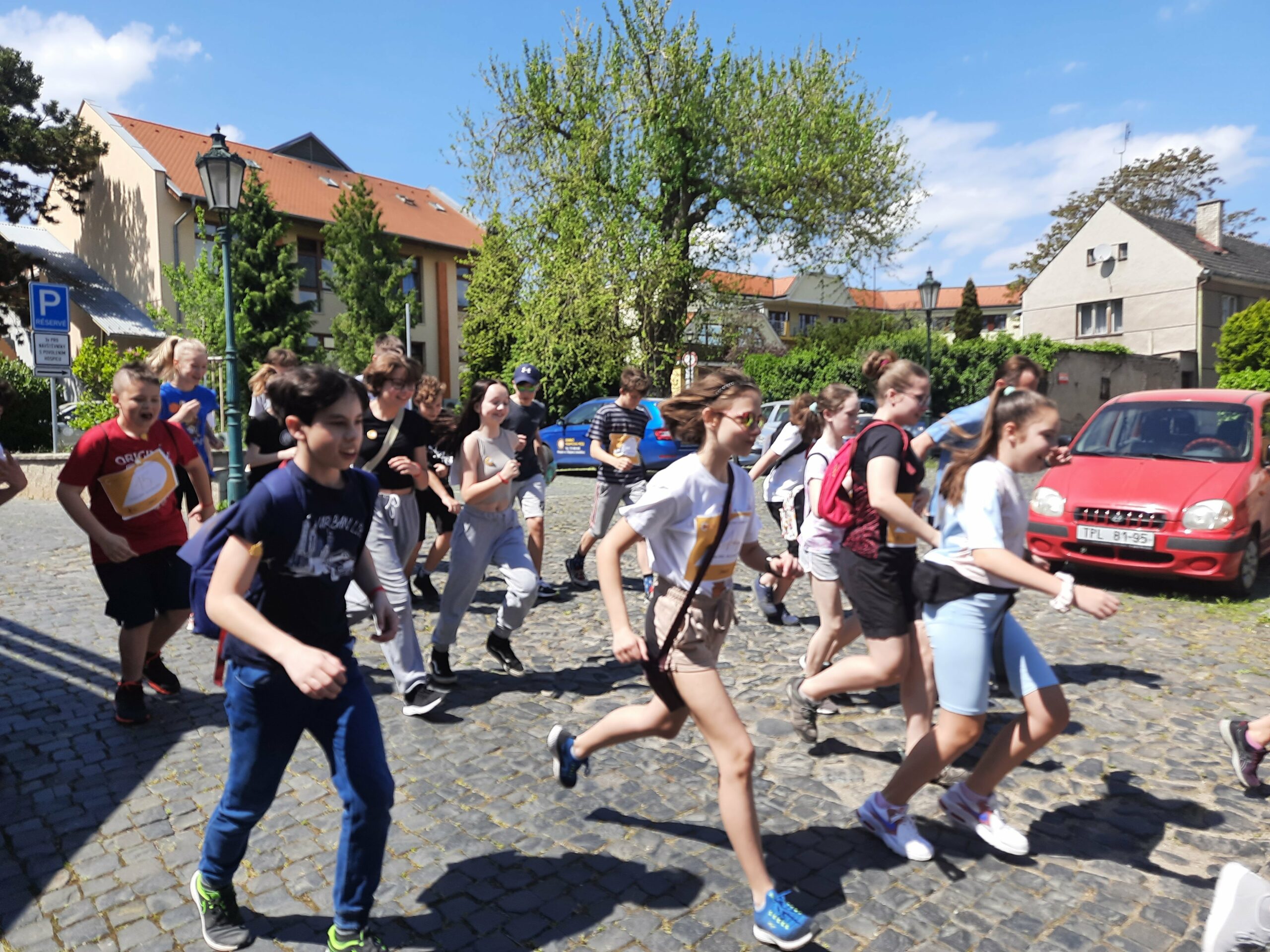 Běh pro hospic tentokrát pomůže s koupí nových aut